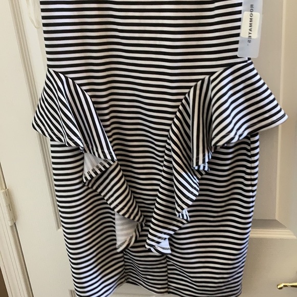 FINAL MARKDOWN NWT roommates ladies dress 1x - Picture 2 of 6